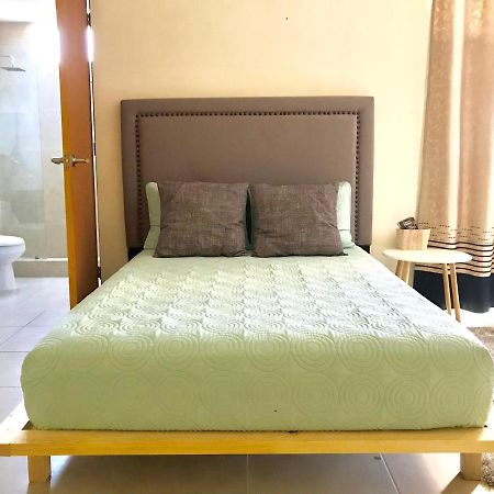 Jr Suite En Zona Residencial Linda Vista - Magnifica Ubicacion Y Tranquilidad. モンテレー エクステリア 写真